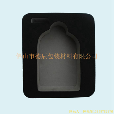 佛山是德辰包裝材料有限公司專業(yè)生產(chǎn)植絨海綿內(nèi)托，海綿制品，歡迎來(lái)電咨詢。